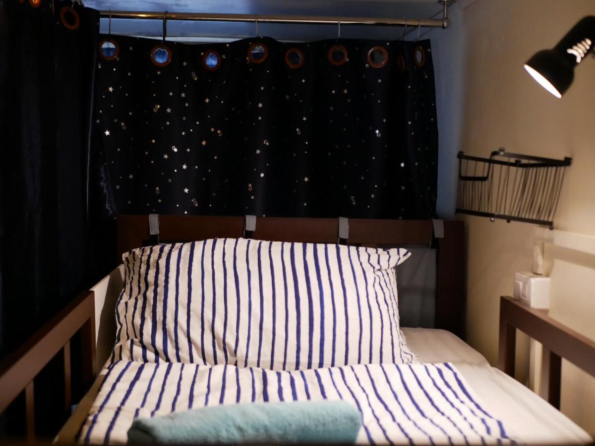 Bed Dee Time Hostel Бангкок Екстер'єр фото